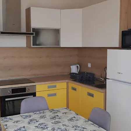 Snjezana Apartman *