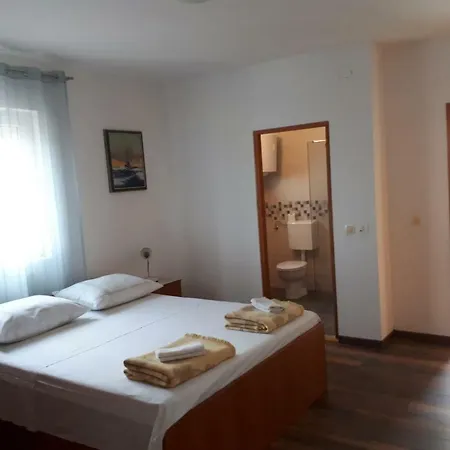 Snjezana Pag Town